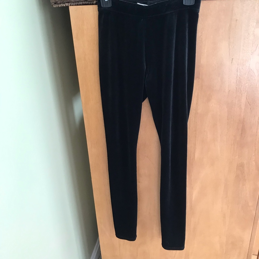 Abercrombie Kids  Girls Small Velour Legging